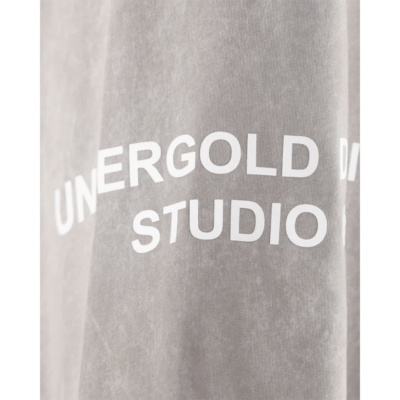 Camiseta Undergold Oversize Basics Design Studio - Imagen 4